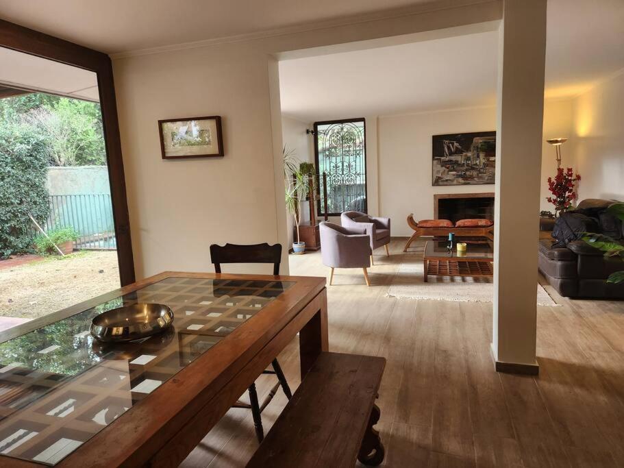 Casa Familiar En Vitacura *